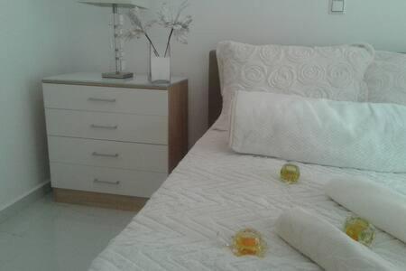 Despina's Luxury apt Heraklion Exterior foto